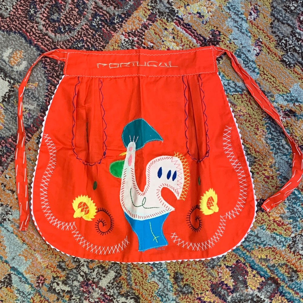 Sweet hand- embroidered kids apron Portugal